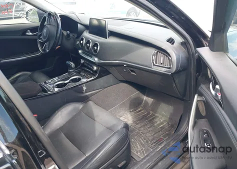 2018 Kia Stinger Premium z USA, uszkodzony, nr VIN KNAE25LAXJ6014856